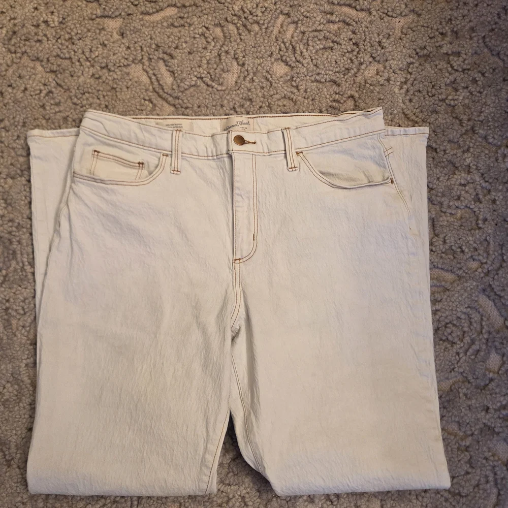 Universal Thread Goods High Rise Bootcut Jeans - Ivory - Picture 1 of 4